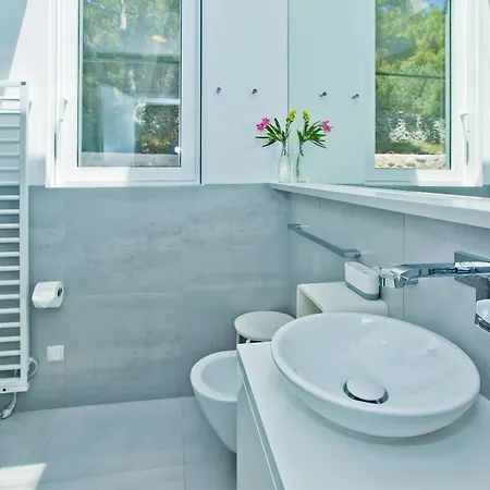 Apartment Madeleine *