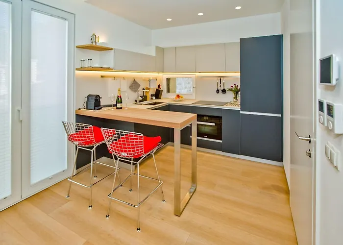 Madeleine Apartment *