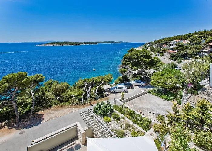 Madeleine Apartment Hvar Town